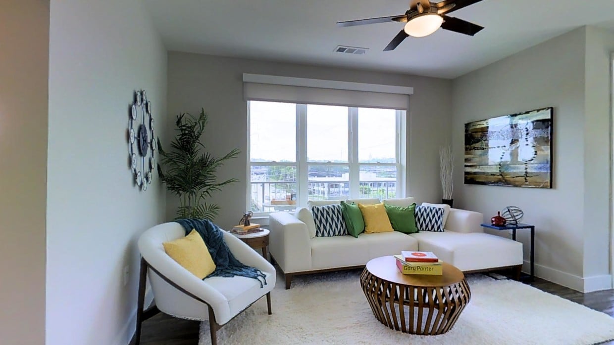 Photo - AMLI Piedmont Heights Apartments