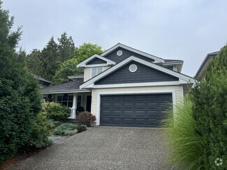 Building Photo - 8303-8170 170 St