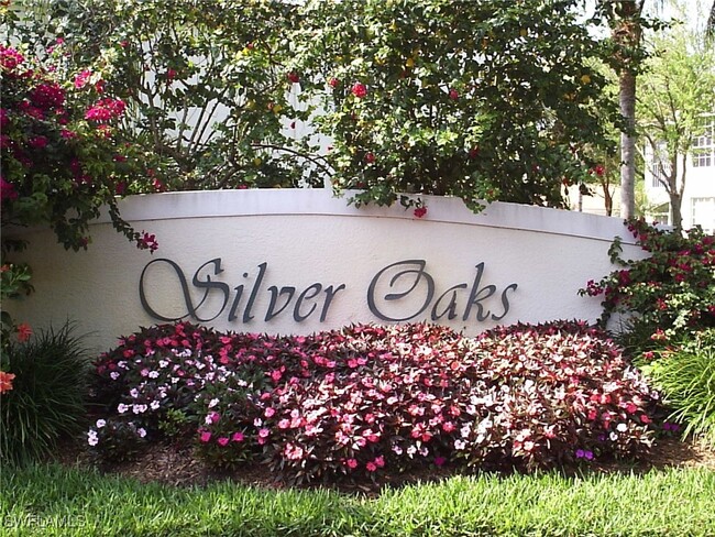 Foto del edificio - 85 Silver Oaks Cir