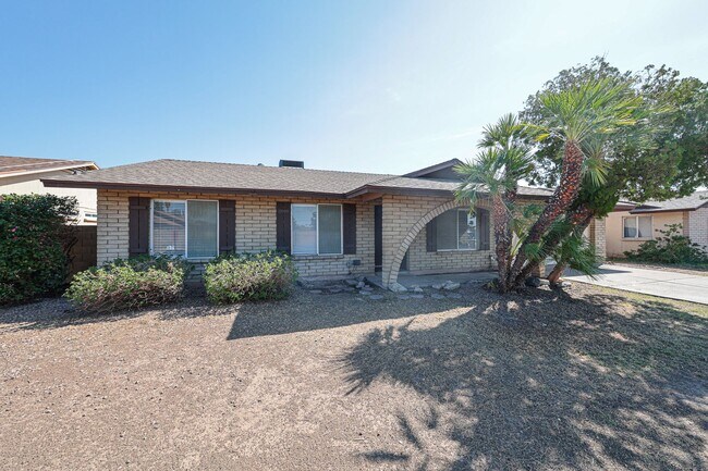 Foto del edificio - 4909 W Carol Ave
