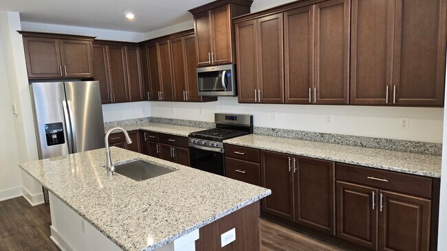 Vista de la cocina 3 - 7104 Donatello Dr