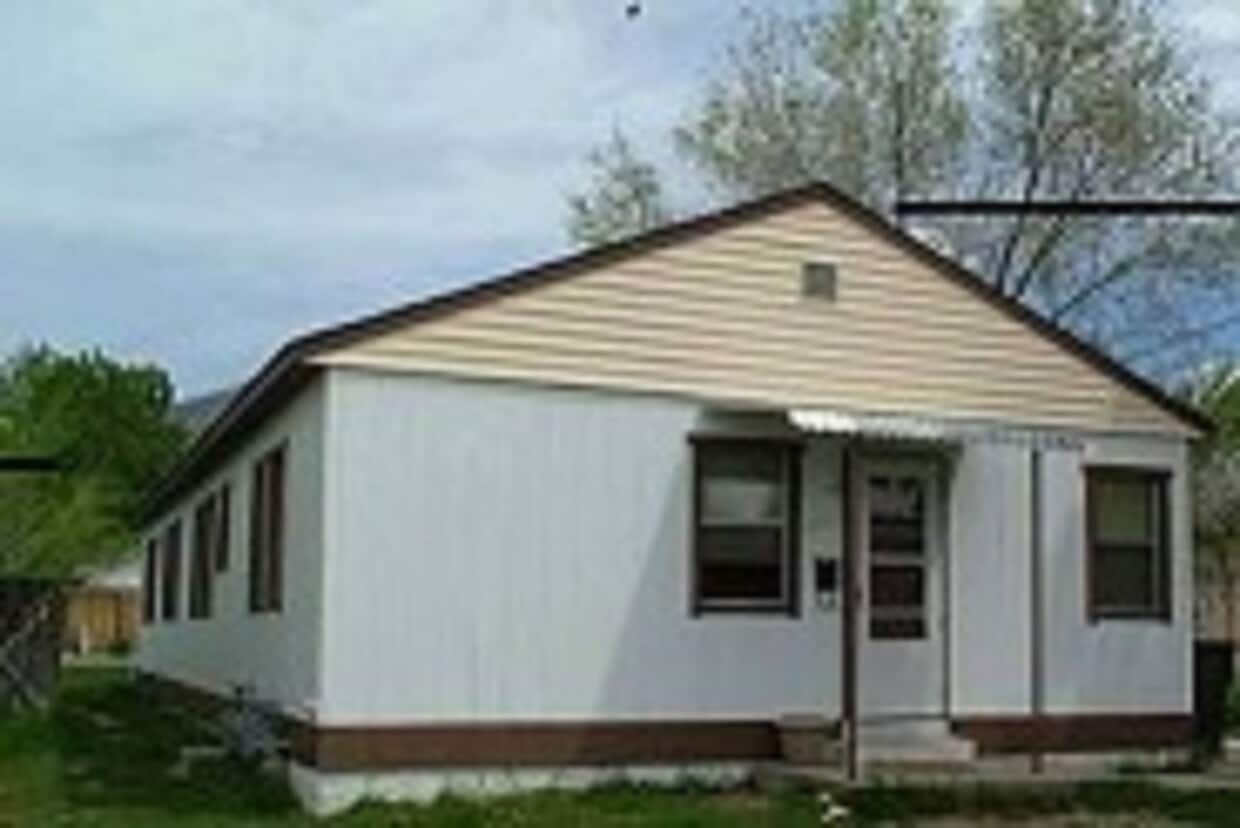 Primary Photo - 222 N 5th St