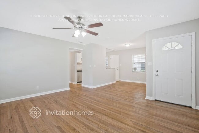 Building Photo - 3226 College St