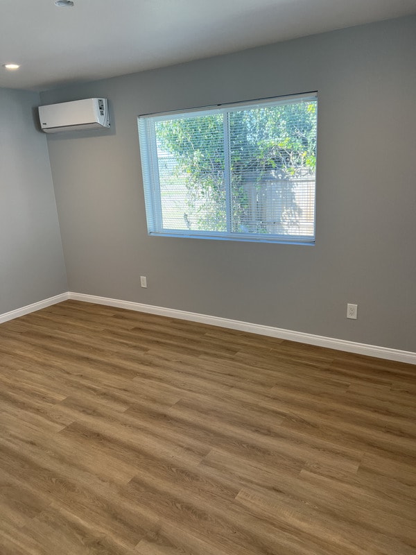 Building Photo - 622 N Cambridge St