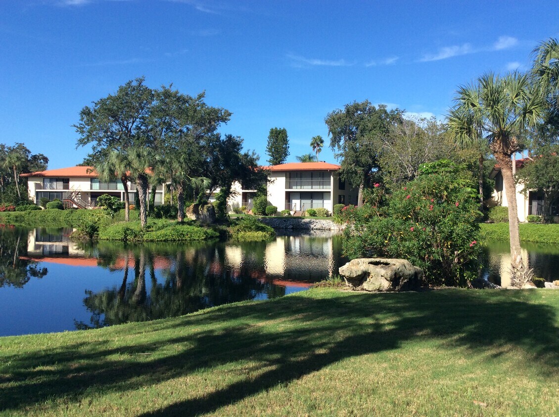 Foto principal - 6470 Seagull Dr