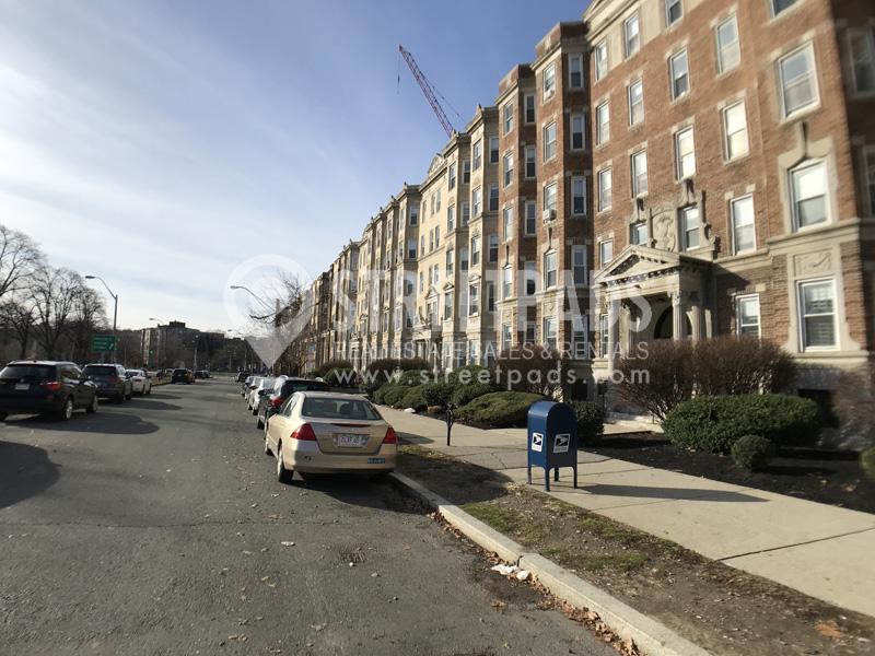 Building Photo - 2 bedroom in Boston MA 02215