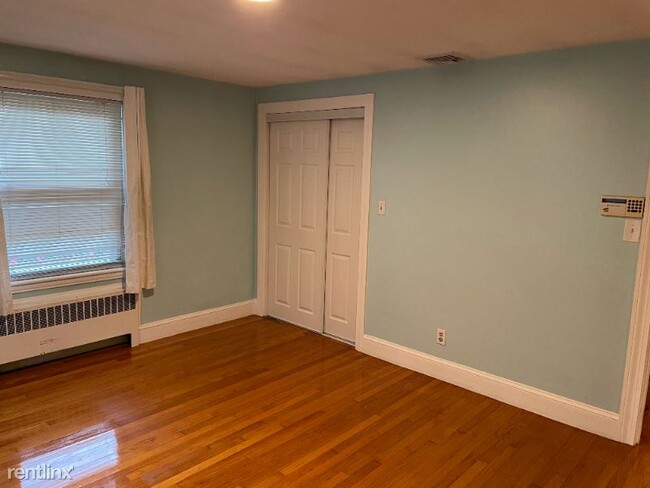 Building Photo - 3 br, 2 bath House - 203 Cambridge St