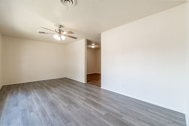 Building Photo - 8022 C Hwy 271-