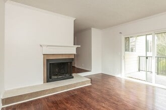 Building Photo - 13011 E Gibson Rd