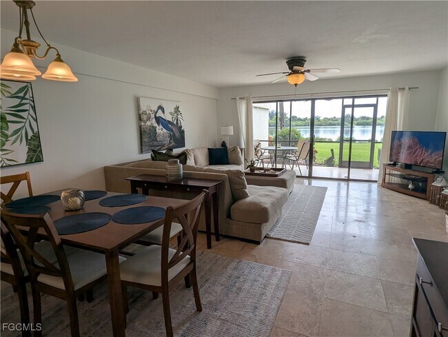 Foto del edificio - 16000 Bay Pointe Blvd