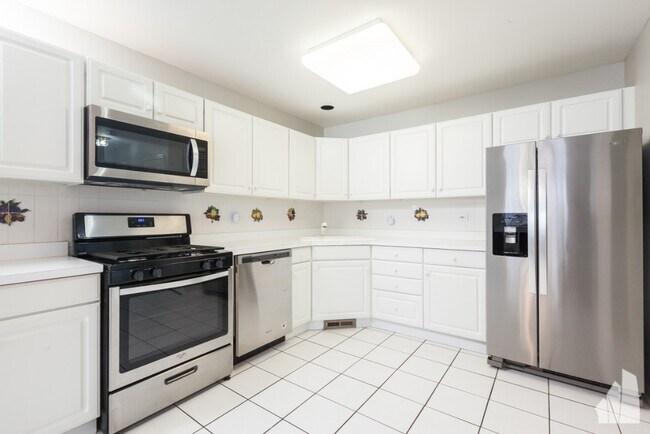 Building Photo - 2991 Belle Ln