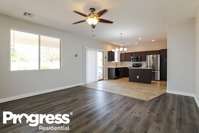 Building Photo - 15065 N 173rd Dr