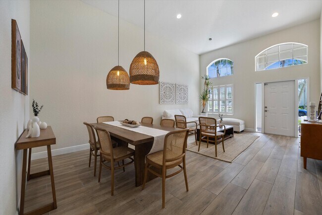 Foto del edificio - 4033 Bluff Harbor Way
