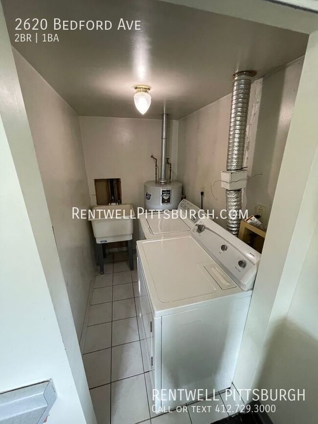 Building Photo - 2 Bedroom Apartment in Pittsburgh