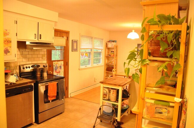 Foto del edificio - 4912 Eyre Ln