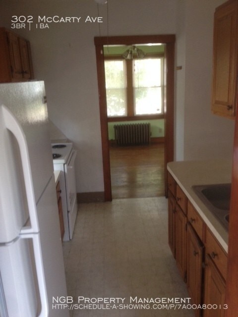 Building Photo - 302 McCarty Ave