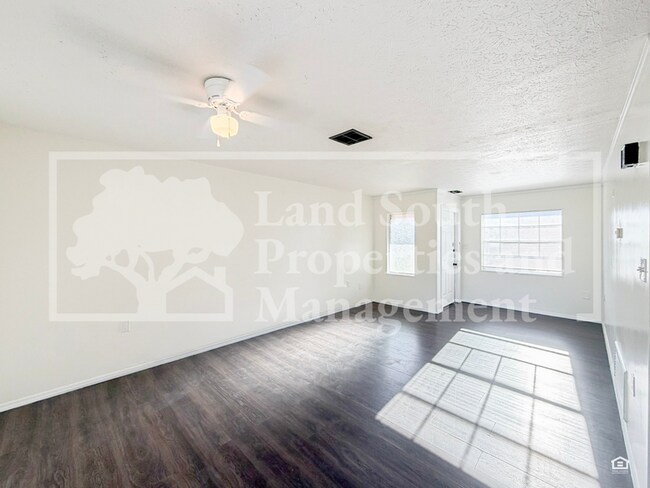 Foto del edificio - 724 Boyd Ct