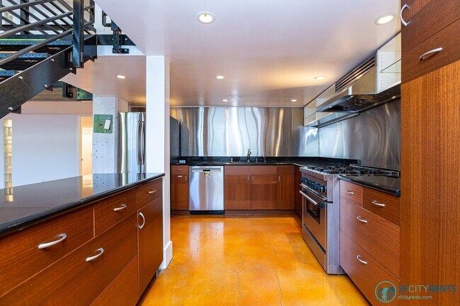 Foto del edificio - SoMA: Ground Level Conversion Live/Work Lo...