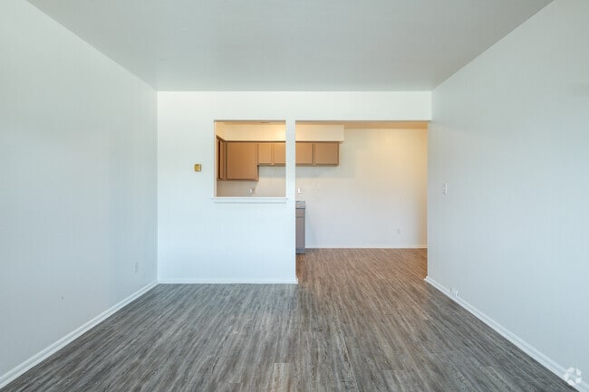 2 BR, 1 BA - 830SF - The Landing at 1st Street