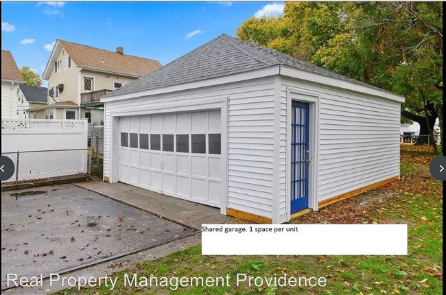 Building Photo - 29 Pleasant St