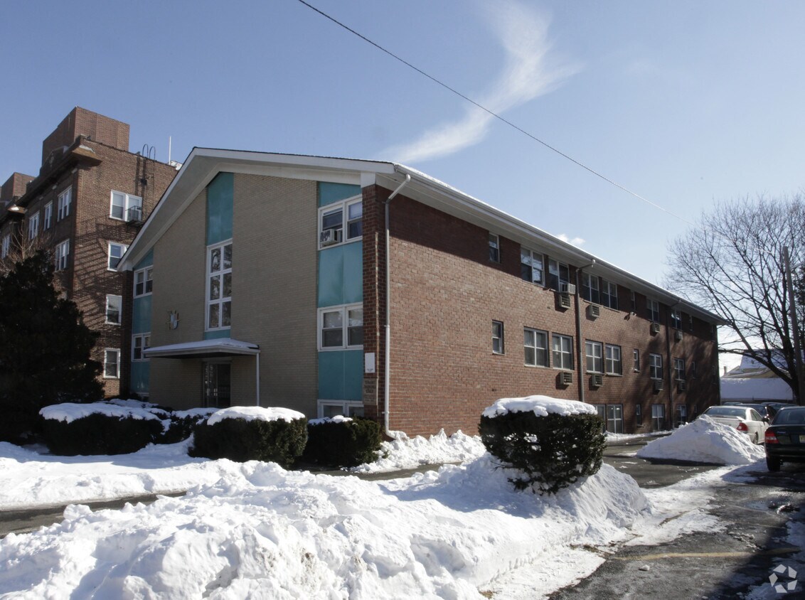 2430 Stiles St, Elizabeth, NJ 07208 Apartments in Elizabeth, NJ