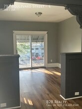 Building Photo - 797 Boulevard St