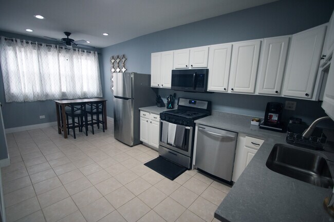Foto del edificio - 3927 N Whipple St