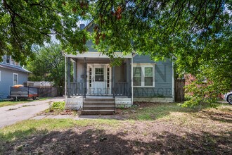 Building Photo - 607 N Lorraine Ave