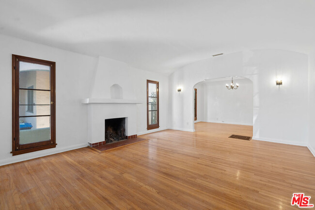 Foto del edificio - 1150 Grant Ave