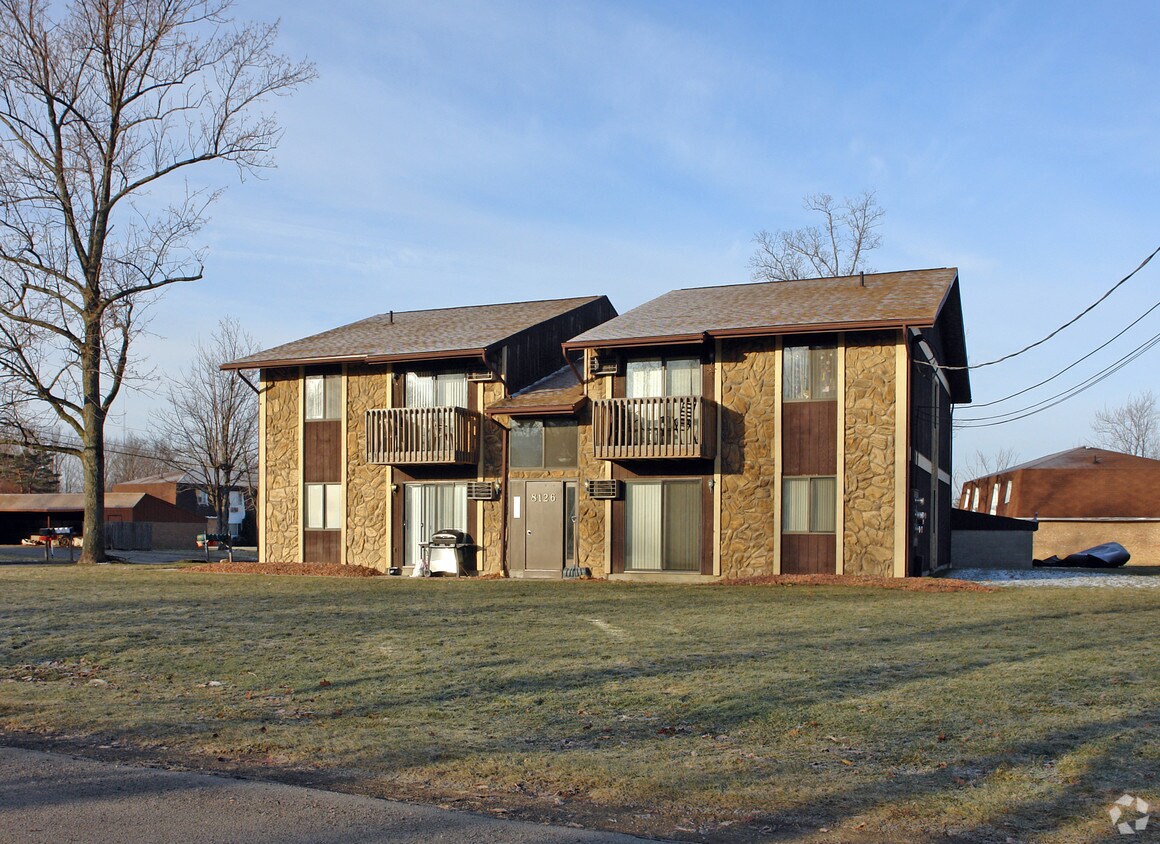 Primary Photo - 8126 Stadler Ave