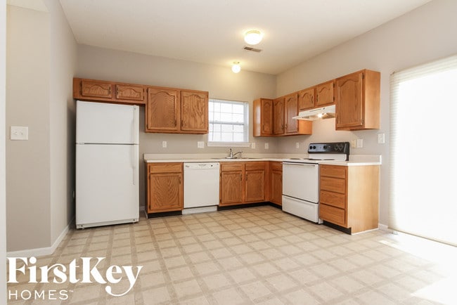 Building Photo - 8120 Whitham Dr