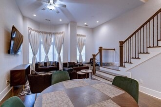 Building Photo - 2020 McGowen St