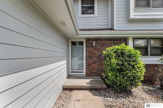 Photo - 1611 S 168th Ave House