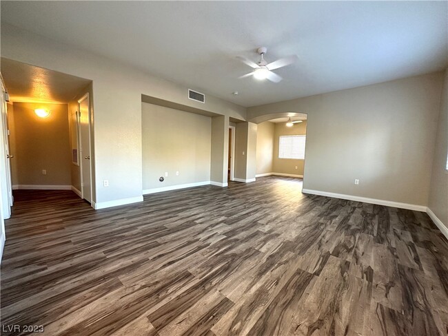 Building Photo - 2052 Jade Creek St
