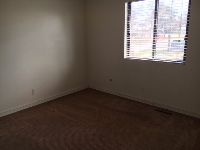 Foto del edificio - 2604 N Webb Rd