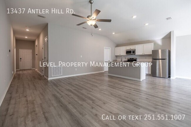 Foto del edificio - 13437 Antler Hl Rd