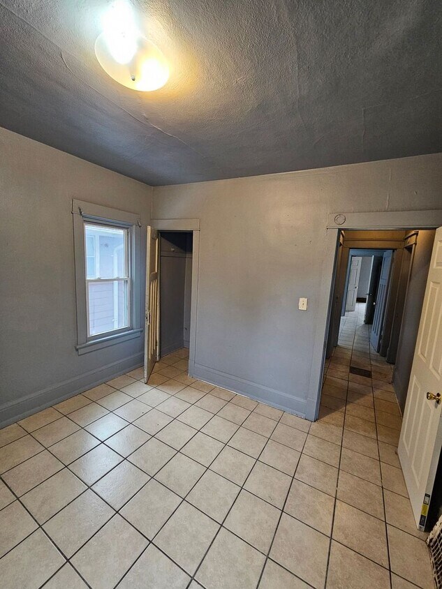 Building Photo - 3045-3047 N 39th St. (Duplex)
