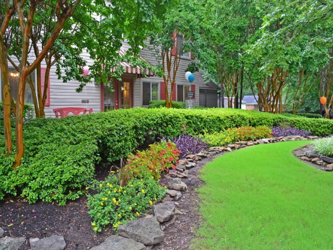 Building Photo - Mill Creek Apartments