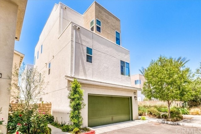 Building Photo - 3635 Jackson Way