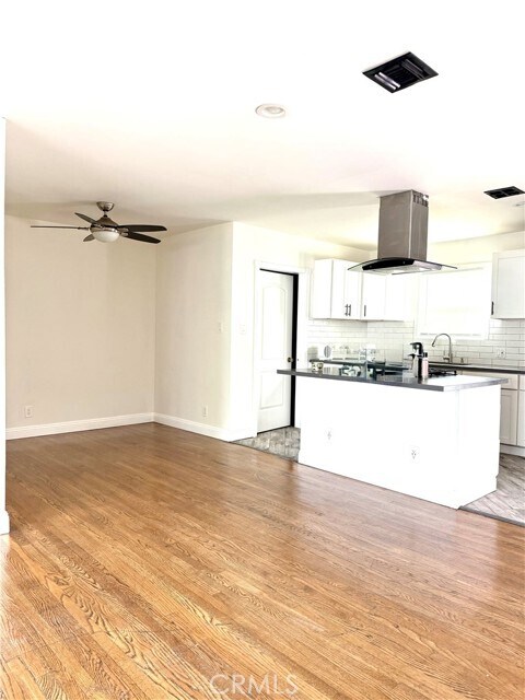 Foto del edificio - 6716 Etiwanda Ave