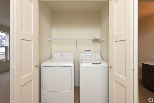 Building Photo - 80 Arthurian Way