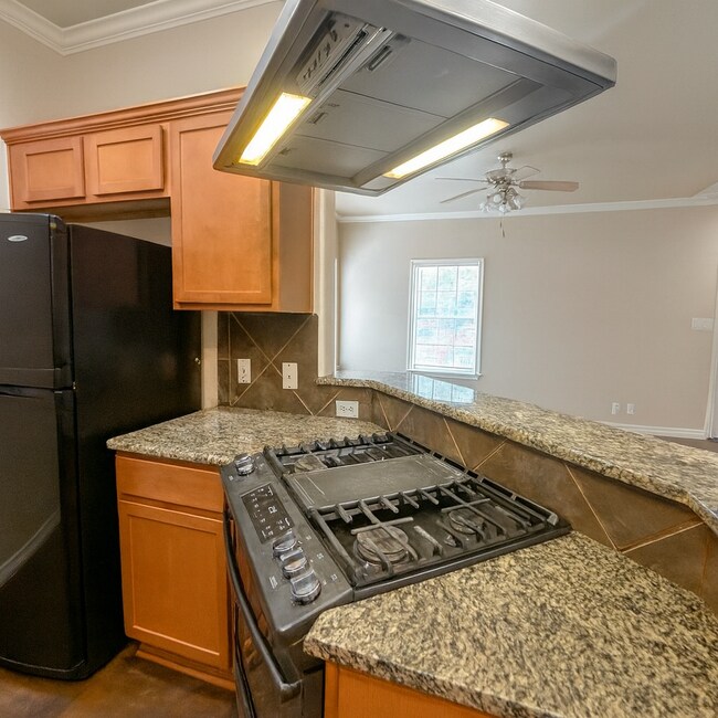 Building Photo - 408 Nelray Blvd