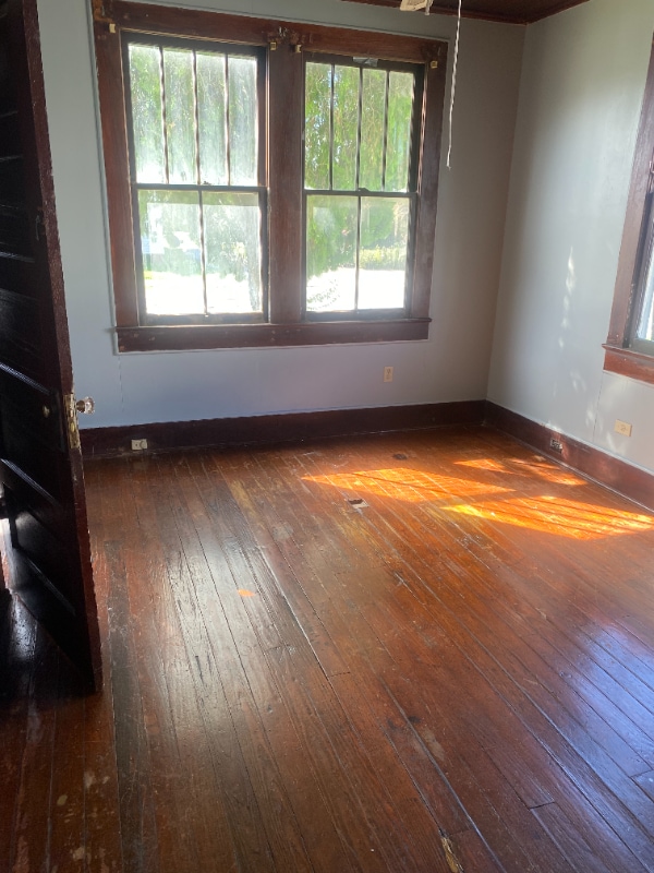 Building Photo - 616 Weeks St