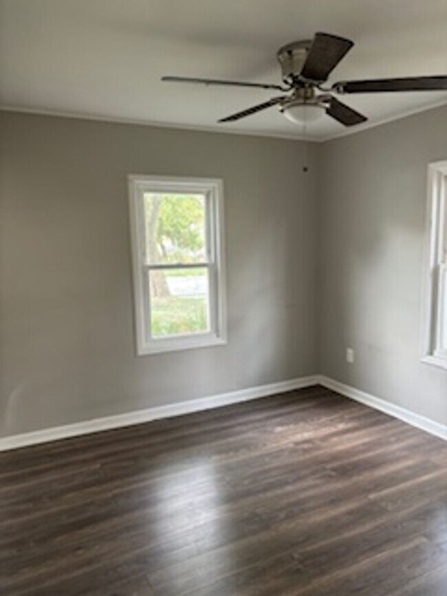 Building Photo - Nice Warren 3 bed 1 bath