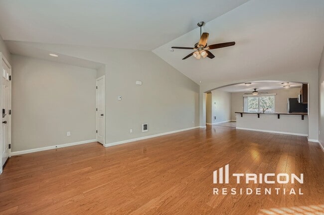 Foto del edificio - 19906 100th Ave Ct E