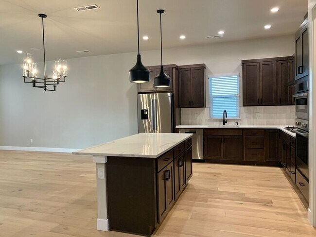 Building Photo - Beautiful Luxury Patio Home in Pelican Sho...