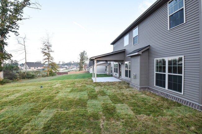 Foto del edificio - Farragut 37922 - 4 bedroom home with 3300+...