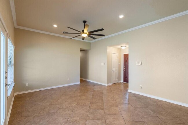 Foto del edificio - 2604 Bluebonnet Valley Dr