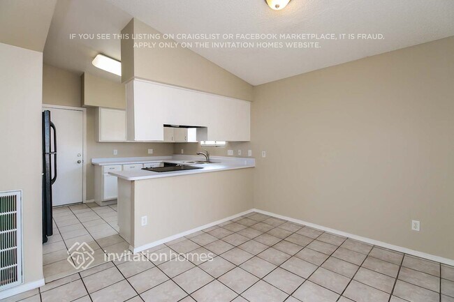 Building Photo - 11134 N 82nd Ln