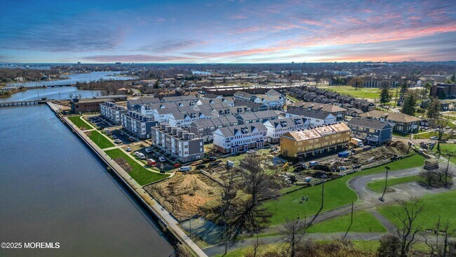 Foto del edificio - 75 Driftwood Cir
